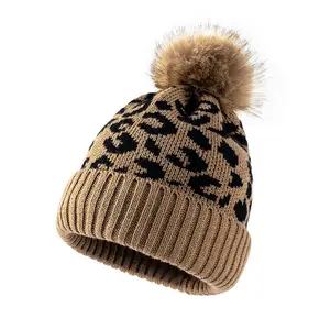 Pom Beanie mit Leoparden muster Wild Style Brown Leopard Bobble Beanie Hat für Frauen