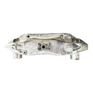 Étriers de frein arrière droit en carbone-céramique pour 650S, 625C, 675LT, MP4-12C, 11C0486CP pour 4 <span class=keywords><strong>pistons</strong></span> dans les voitures de course <span class=keywords><strong>AP</strong></span>. - Product Image 4