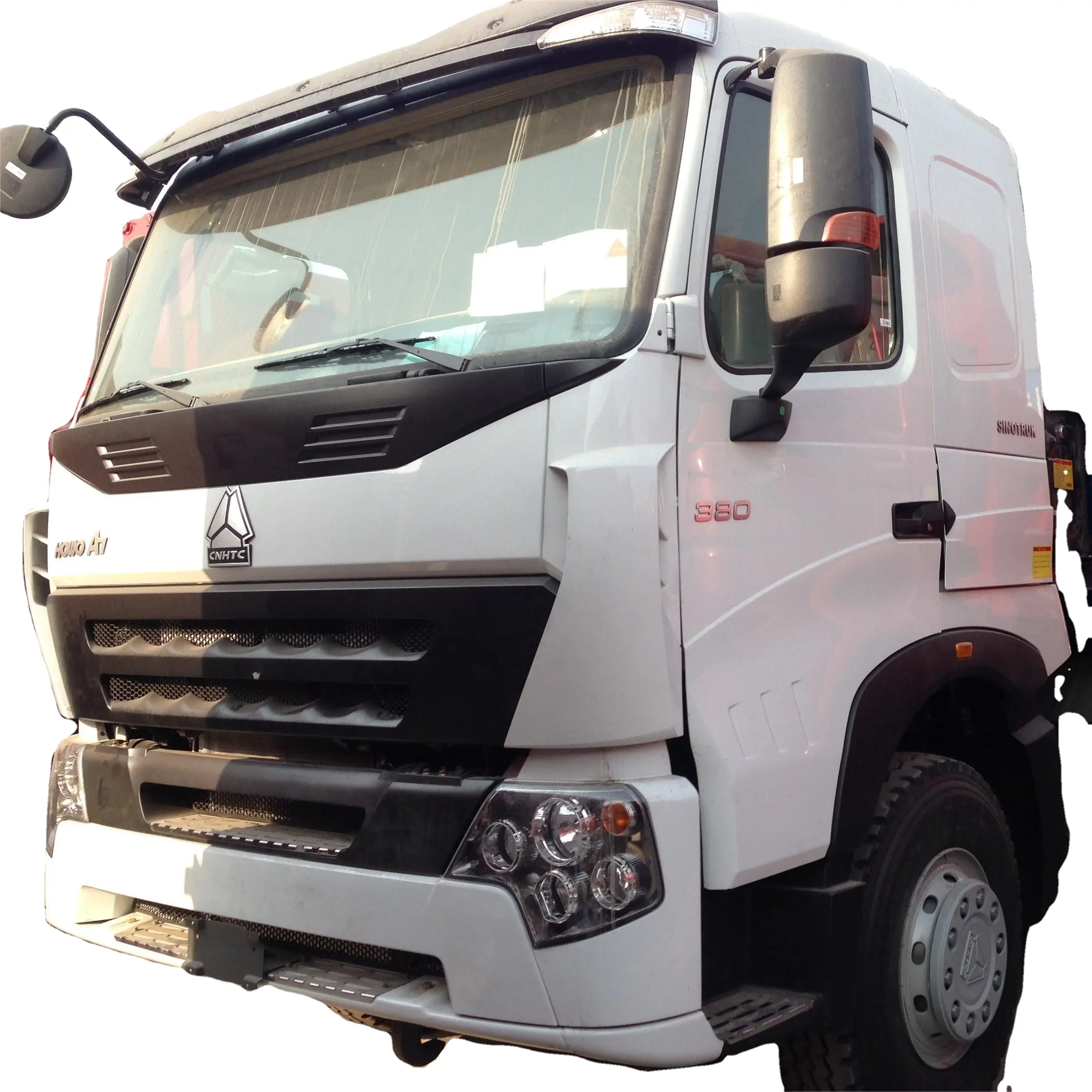 شاحنة مستعملة HOWO ، محرك ديزل حصان ، شاحنة ثقيلة مستعملة ، رأس شاحنة للبيع في أفريقيا