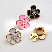 Cache-boutons personnalisés pour femmes, vente en gros, clips en laiton pour chemises, cache-boutons en tissu en forme de fleur