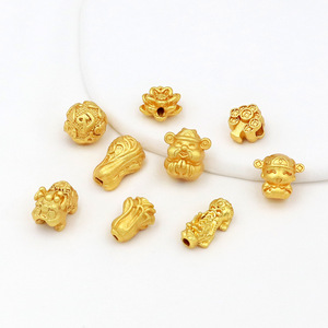 Cuentas espaciadoras chapadas en oro que preservan el color, nudo chino, bolsa de la suerte auspiciosa, cuentas con patrón floral tridimensional, hechas a mano - Product Image 3