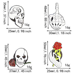 Clip de parfum pour bouche d'aération de voiture de style Halloween désodorisant Cool Skull Design décoration de désodorisant de voiture en alliage - Product Image 6