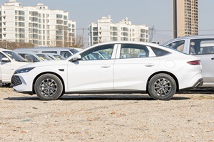 รถยนต์ BYD Qin L DM-i ปี 2026 รุ่นใหม่ ระยะทางวิ่ง 80 กม. รถยนต์พลังงานใหม่แบบปลั๊กอินไฮบริด รถเก๋งสำหรับผู้ใหญ่ BYD DMi Qin L PHEV - Product Image 5