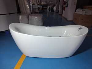 Baignoire autoportante BOSCO WHIRLPOOL en acrylique blanc brillant, écologique, avec robinet inclus, design moderne pour salles de bain et hôtels - Product Image 3