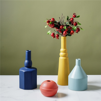 Vases à fleurs en porcelaine, céramique, nouveaux, colorés, émaillés, décoratifs, style créatif, OEM acceptable, style moderne