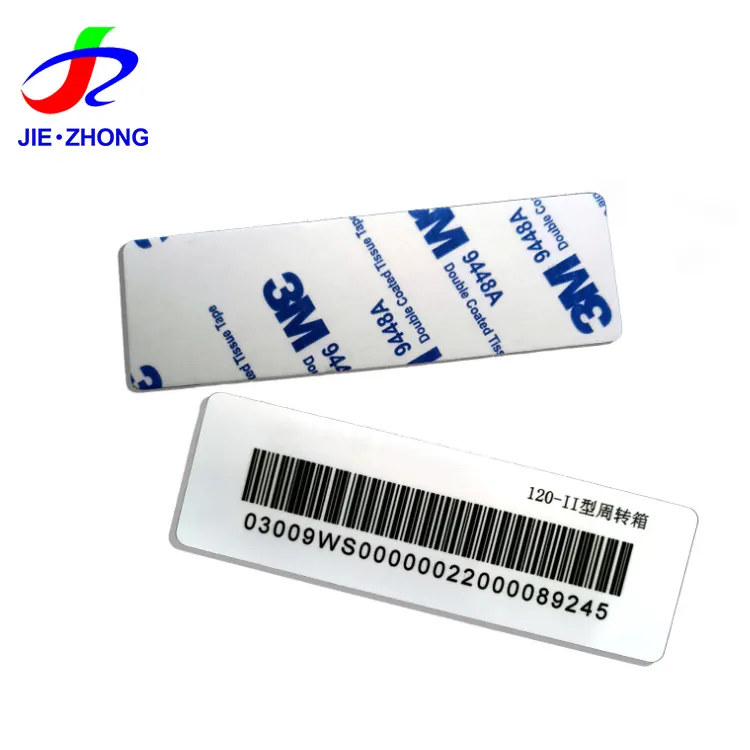 Numéro de série/code QR/code à barres UHF RFID carte d'étiquette en PVC pour le suivi des palettes en bois de logistique d'entrepôt