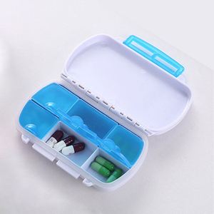 Organizador de Pastillas Semanal Portátil con Logotipo Personalizado, 6 Compartimentos, Doble Anillo de Sellado, Caja de Almacenamiento de Medicamentos con Pajita - Product Image 4