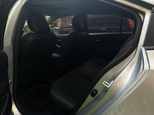 Vente en gros de Toyota Corolla 1.8L hybride 2023, taxi, auto-école, voiture de location en ligne, prix des voitures d'occasion, voitures d'occasion - Product Image 5