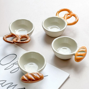 Plato de cerámica con forma de dibujo animado para pan, condimentos, aperitivos y salsas, ideal para fiestas. - Product Image 5