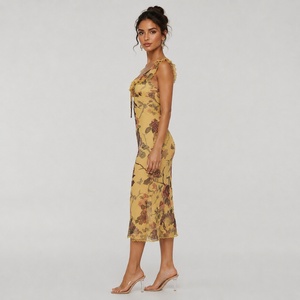 Robe longue en maille à imprimé floral et blocs de couleur avec volants, taille naturelle, extensible, décontractée, pour l'été et les vacances à la plage - Product Image 4