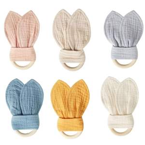 Jouet sensoriel en <span class=keywords><strong>bois</strong></span> naturel pour bébé, <span class=keywords><strong>hochet</strong></span> à agripper en <span class=keywords><strong>bois</strong></span> doux, anneau de dentition pour nouveau-né, bracelet à oreilles de <span class=keywords><strong>lapin</strong></span>, jouet à mâcher apaisant - Product Image 5