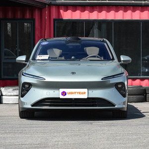 Voitures puissantes <span class=keywords><strong>NIO</strong></span> <span class=keywords><strong>ET7</strong></span>, berline tout-terrain haute performance entièrement électrique et à double moteur, accélération de 0 à <span class=keywords><strong>100</strong></span> km/h en 3,8 secondes pour la navigation dans le trafic urbain intense - Product Image 2