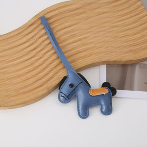 <span class=keywords><strong>Porte</strong></span>-clés transfrontalier en cuir PU avec pendentif poney Pégase à <span class=keywords><strong>pompon</strong></span>, articles décoratifs pour voiture - Product Image 3