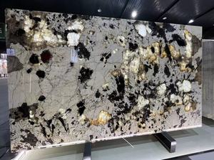 Dalles de quartz personnalisées de luxe en pierre de fond, dalles de quartz rétroéclairées, granit patagonia pour projet Viall - Product Image 2