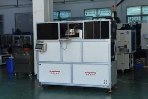 Equipo Manual de Inserción para Moldes de Inyección, Soporte Vertical para Aplicaciones en Alimentos, Bebidas, Textiles y Productos Básicos - Product Image 2