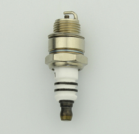 Tondeuse à gazon Bougie d'allumage automatique L7T BM6A L7T Fourniture d'usine Bouchons de voiture pour le jardin petite tronçonneuse Tondeuse débroussailleuse Haie