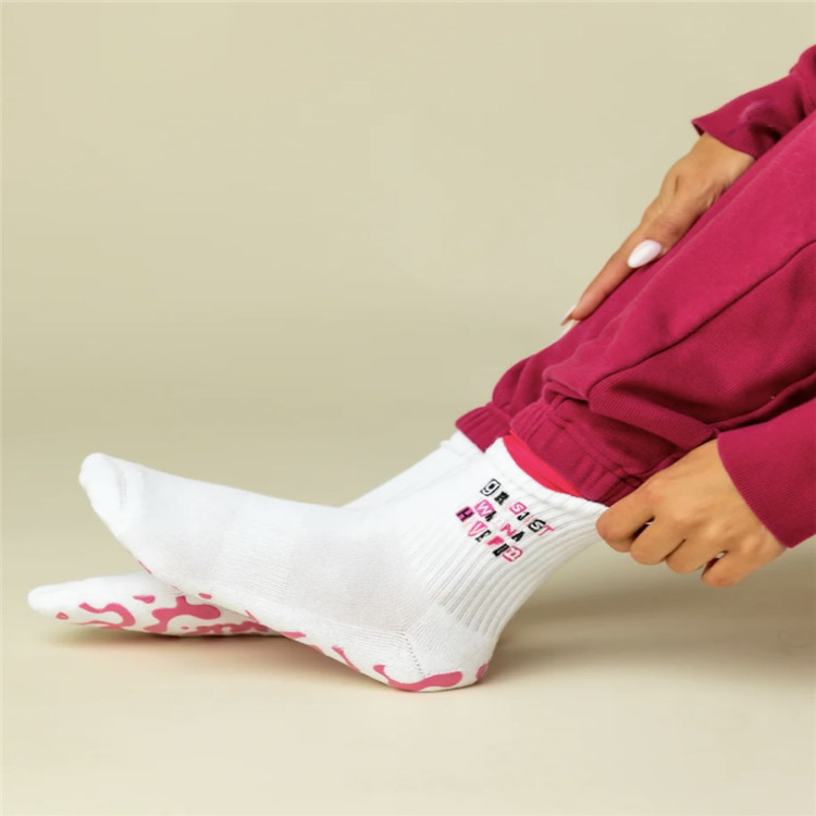 Wholesale Custom Logo Grips Slouch Pilates
