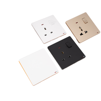 Prise murale PC ignifuge standard britannique moderne, double pôle 250V 13A/15A, 2 prises IP41, durable, 2 ports USB-A + 2 ports USB-C, EWeLink
