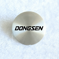 Logo métallique personnalisé, durable, imperméable, résistant à l'huile, auto-adhésif pour résines époxy, plaque en aluminium 3D, étiquette, badge, emblème