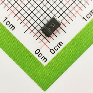 new&original ES2D SMA SMA DO-214AC Diodes Ultra Fast Recovery Diodes 2A 1V 200V - Product Image 1
