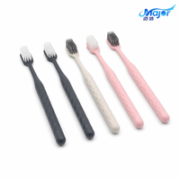 Kit dentaire pour hôtel avec brosse à dents jetable, dentifrice et emballage individuel hygiénique