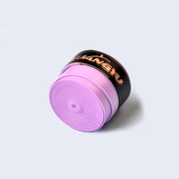 Vente en gros de surpoignées pour raquettes de badminton, logo personnalisé, antidérapantes, absorbant la transpiration, ruban adhésif pour raquettes de tennis et de pickleball, OEM ODM