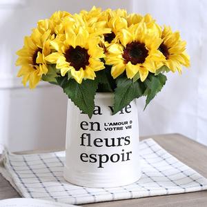 Flores Artificiales de Girasol de Seda Amarilla de Alta Calidad, Decoración para el Hogar, Fiestas, Bodas, Eventos, Pequeño Ramo de Coronación, <span class=keywords><strong>Directo</strong></span> de China - Product Image 2
