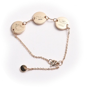 กำไลข้อมือตกแต่งงานปาร์ตี้ขายดี ของขวัญความงามสำหรับผู้หญิง พร้อมโลโก้เรือแบบกำหนดเอง - Product Image 5