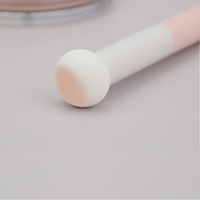 Pinceau éponge correcteur plat professionnel double extrémité Cangli Beauty avec manche en bois pour le visage et le contour des yeux