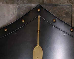 Ornamento da appendere a forma di scudo in ferro, stile retrò medievale europeo/antico romano, per decorazioni di ristoranti occidentali, Metal Murder Cina - Product Image 2