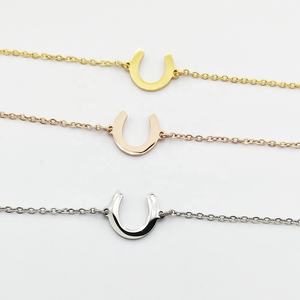 Bracelet fer à cheval Simple en acier inoxydable, accessoires de bijouterie, 1 pièce, en plaqué or 18 carats, lettre U - Product Image 4