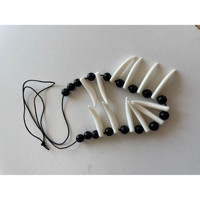 Collier pendentif HLC personnalisé en os de sanglier blanc ivoire avec perles en forme de crâne, accessoire de bijouterie pour costumes Voodoo et sorcière