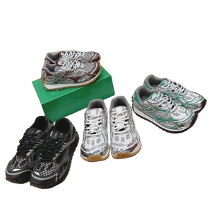 รองเท้าวิ่งสำหรับผู้หญิงรองเท้าผ้าใบหนังแท้สำหรับผู้ชาย, รองเท้าวิ่งมีปุ่มกันกระแทกปุ่มปิดสำหรับฤดูใบไม้ร่วง - Product Image 1