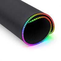Tapis de clavier de jeu sans fil chauffant imprimé numérique RVB XL OEM éclairage LED rougeoyant mousse de caoutchouc grand tapis de jeu produit en stock