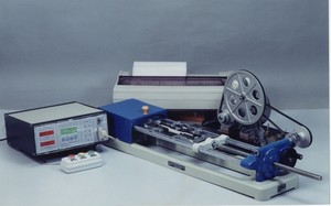 Máquina de Ensayo de Tracción Universal ER-1, Capacidad de 20 KN, Precisión del 1%, Escala Automática, Herramienta de Medición/Calibración, Carga Intercambiable - Product Image 5