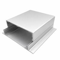 Boîtier en aluminium sur mesure de 155 mm (150*38 mm) avec oreilles de montage à bride fendue pour fixation murale