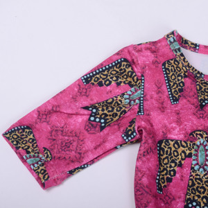Al por mayor, Bata de bebé recién nacido de 230g, con estampado por sublimación de vaca, puños plegables, tipo pelele, de manga larga, de Spandex y Algodón Orgánico - Product Image 4