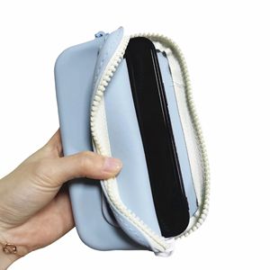 Nueva Bolsa de Maquillaje Simple de Silicona Pura, Impermeable, Portátil, con Cierre y Asa, Bolsa de Almacenamiento para Artículos de Papelería - Product Image 2