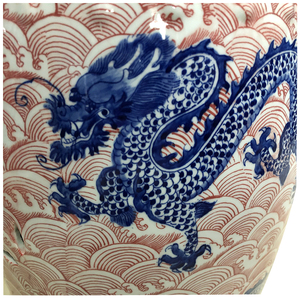 Tabourets de jardin en céramique chinoise antique à motif de dragon rouge sous glaçure bleu et blanc, tabouret décoratif en céramique de Jingdezhen - Product Image 6