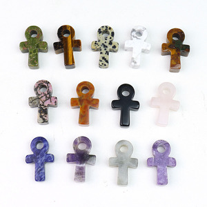 En gros, Breloques Ankh sculptées, Pendentifs en pierres précieuses de guérison Crux Ansata et <span class=keywords><strong>Améthyste</strong></span> pour la fabrication de bijoux, environ 30x19mm - Product Image 1