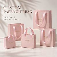 Sac en papier cadeau personnalisé avec logo en feuille d'or, ruban rose multi-tailles, poignée, emballage de marque, vente au détail