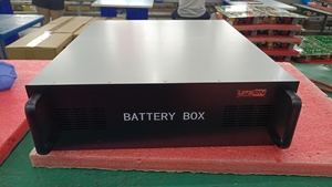 Kit de batterie externe pour onduleur monophasé en rack 2U avec écran LCD, onde sinusoïdale pure, 12 V CC, à connecter - Product Image 5