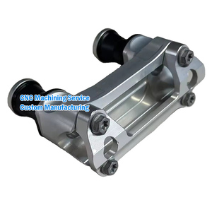 Tùy chỉnh CNC gia công Phụ tùng xe máy tay lái kẹp OEM tay lái kẹp phụ kiện xe máy sản phẩm nhôm - Product Image 1