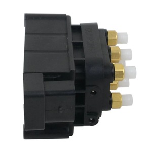 Riel de inyectores de combustible Yunnuo 68204398AA 68087233AA 670032006 para Jeep Grand Cherokee, piezas de plástico - Product Image 1