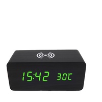 Vente en gros en usine Réveil en bois à commande vocale intelligente LED Affichage de la température Mouvement électronique pour le bureau du salon