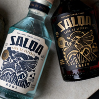 Étiquette personnalisée en papier texturé, logo gaufré estampé à chaud en cuivre de luxe pour bouteilles de whisky, tequila, vin et spiritueux