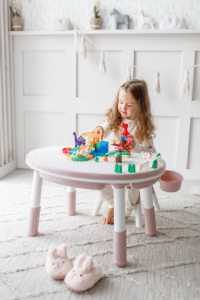 Set Moderno di <span class=keywords><strong>Scrivania</strong></span> e Sedia per Bambini in Plastica con Blocchi da Costruzione per Uso in Cucina e Soggiorno - Product Image 2
