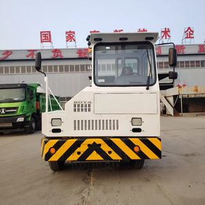 Cheap Sinotruk <strong>Hova</strong> 4x2 Liftable Fifth Wheel 266hp Diesel Electric Yard Shunter New Used Port Terminal Tractor Trucks for Sale - Product Image 3