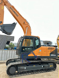 Excavadora Usada Hyundai 220LC-9 de 20 Toneladas con Motor Cummins, Origen Corea, Excelente Estado - Product Image 4