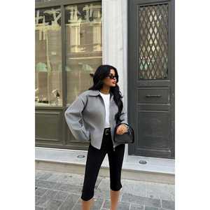 เสื้อแจ็คเก็ตมีลายตารางสำหรับผู้หญิงของ Gri - Product Image 4